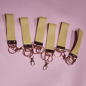 Elegant Yellow Keychain Set